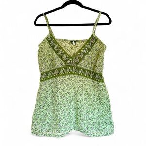 Kathmandu Sage Green Beaded Tank Top Floral